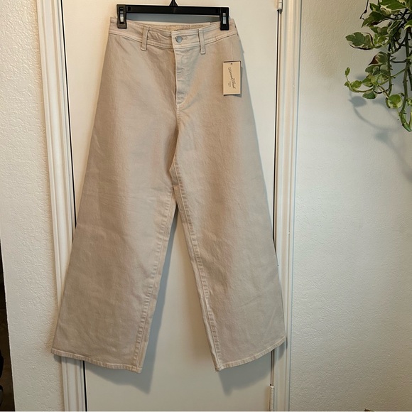 High Rise Wide Leg Cream Ankle Jeans - Picture 2 of 6